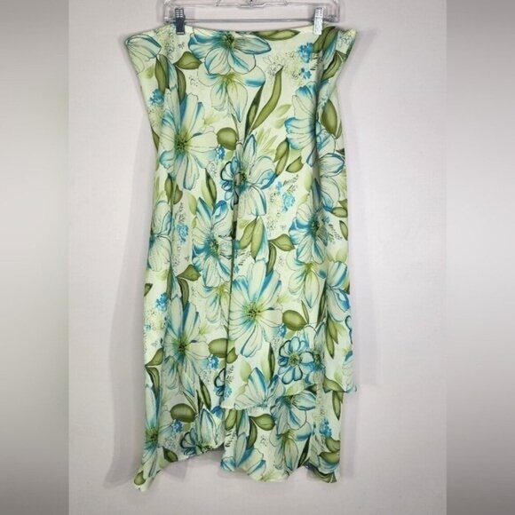 Lane Bryant Plus Floral Asymmetrical Skirt Boho Beach Summer Lightweight Chic - Picture 1 of 5
